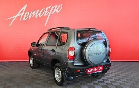 Chevrolet Niva I рестайлинг, 2011 год, 480 000 рублей, 3 фотография