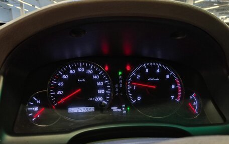 Toyota Land Cruiser Prado 120 рестайлинг, 2007 год, 1 999 000 рублей, 12 фотография