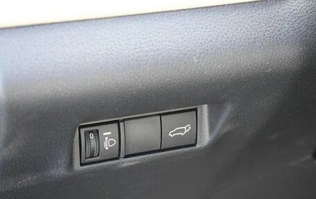 Toyota RAV4, 2026 год, 4 130 000 рублей, 17 фотография