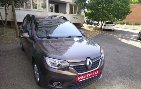 Renault Logan II, 2018 год, 850 000 рублей, 5 фотография