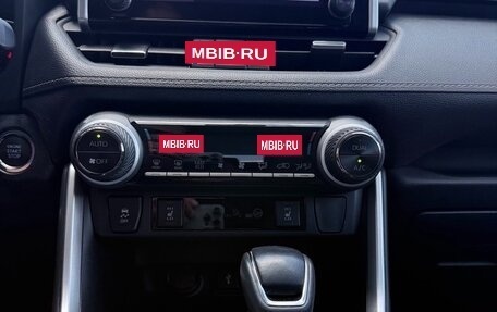 Toyota RAV4, 2022 год, 3 490 000 рублей, 15 фотография
