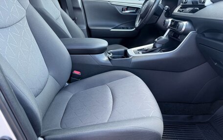 Toyota RAV4, 2022 год, 3 490 000 рублей, 20 фотография