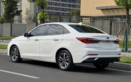 Ford Escort, 2023 год, 1 069 003 рублей, 4 фотография