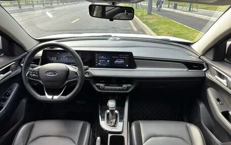 Ford Escort, 2023 год, 1 069 003 рублей, 7 фотография
