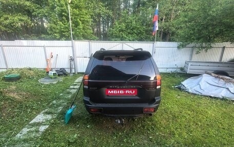 Mitsubishi Pajero Sport II рестайлинг, 2001 год, 370 000 рублей, 2 фотография