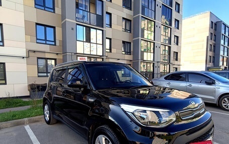 KIA Soul II рестайлинг, 2017 год, 1 350 000 рублей, 2 фотография