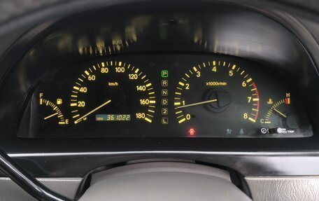Toyota Ipsum II, 2000 год, 649 000 рублей, 15 фотография