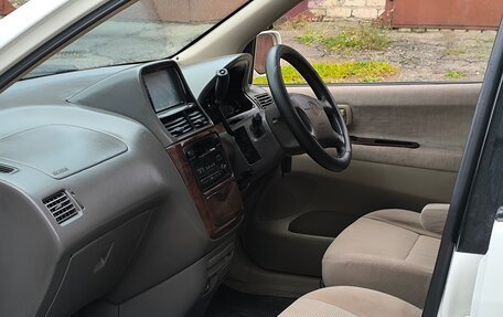Toyota Ipsum II, 2000 год, 649 000 рублей, 18 фотография