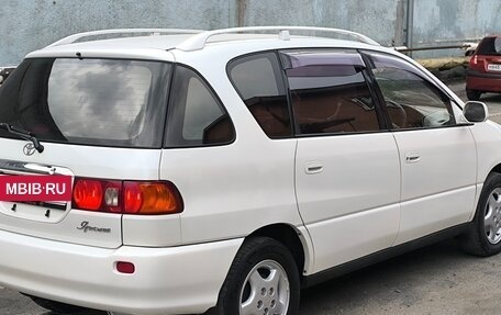 Toyota Ipsum II, 2000 год, 649 000 рублей, 9 фотография