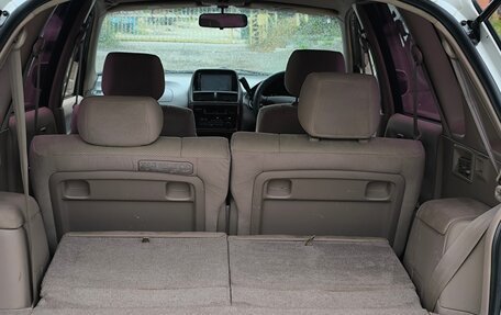 Toyota Ipsum II, 2000 год, 649 000 рублей, 22 фотография