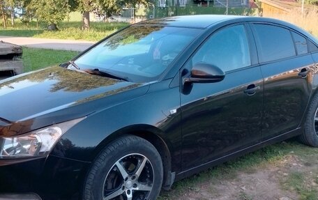 Chevrolet Cruze II, 2012 год, 800 000 рублей, 3 фотография