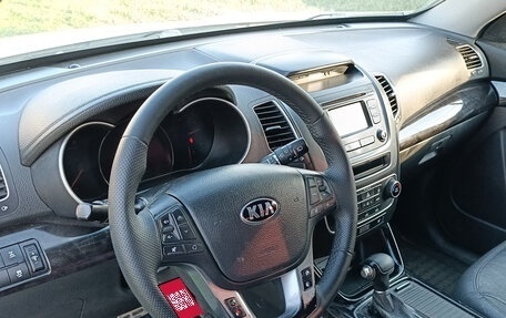 KIA Sorento II рестайлинг, 2013 год, 1 490 000 рублей, 16 фотография