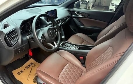 Mazda CX-4, 2022 год, 1 990 990 рублей, 9 фотография