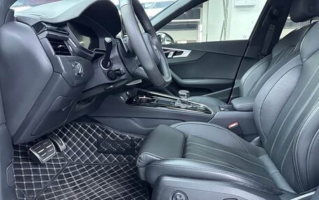 Audi A4, 2022 год, 2 230 000 рублей, 6 фотография