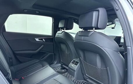 Audi A4, 2022 год, 2 230 000 рублей, 12 фотография