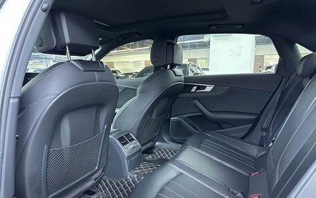 Audi A4, 2022 год, 2 230 000 рублей, 11 фотография
