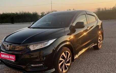 Honda Vezel, 2019 год, 2 200 000 рублей, 2 фотография