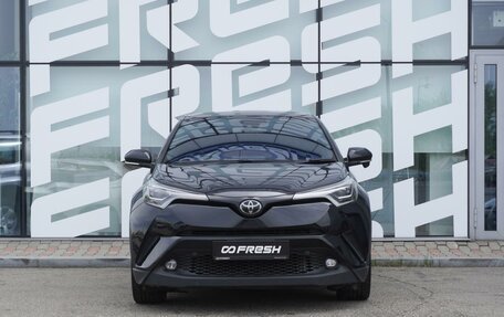 Toyota C-HR I рестайлинг, 2019 год, 1 895 000 рублей, 2 фотография