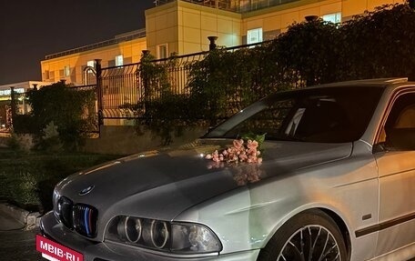 BMW 5 серия, 1999 год, 850 000 рублей, 3 фотография