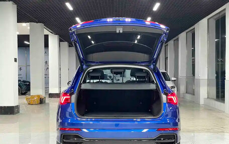 Audi Q3, 2022 год, 2 430 000 рублей, 16 фотография