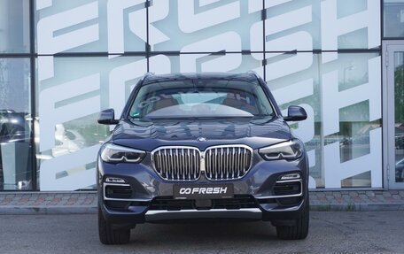 BMW X5, 2019 год, 6 515 000 рублей, 2 фотография