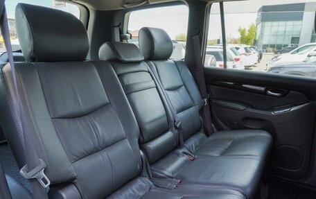 Toyota Land Cruiser Prado 120 рестайлинг, 2008 год, 2 725 000 рублей, 9 фотография