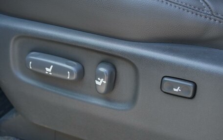Toyota Land Cruiser Prado 120 рестайлинг, 2008 год, 2 725 000 рублей, 21 фотография