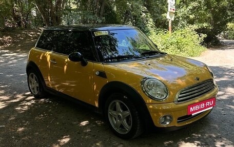 MINI Hatch, 2007 год, 750 000 рублей, 2 фотография