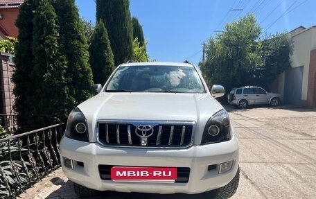 Toyota Land Cruiser Prado 120 рестайлинг, 2004 год, 1 700 000 рублей, 3 фотография