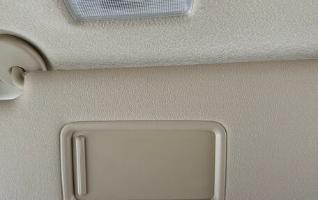 Toyota Land Cruiser Prado 150 рестайлинг 2, 2019 год, 5 700 000 рублей, 24 фотография