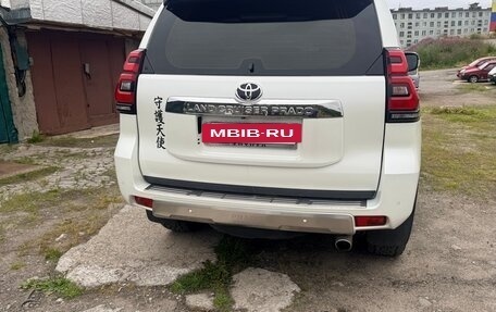 Toyota Land Cruiser Prado 150 рестайлинг 2, 2019 год, 5 700 000 рублей, 28 фотография
