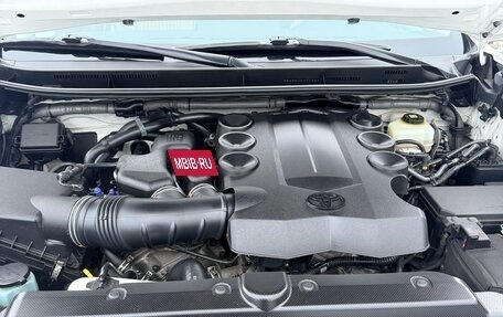 Toyota Land Cruiser Prado 150 рестайлинг 2, 2019 год, 5 700 000 рублей, 20 фотография