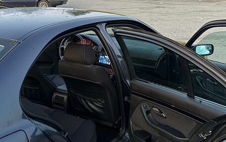 BMW 5 серия, 2003 год, 550 000 рублей, 10 фотография