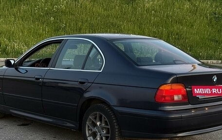 BMW 5 серия, 2003 год, 550 000 рублей, 5 фотография