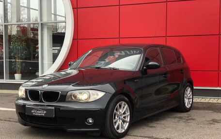 BMW 1 серия, 2005 год, 700 000 рублей, 1 фотография