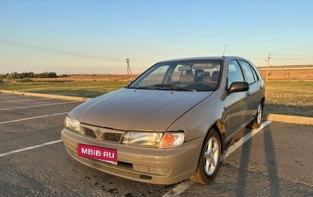 Nissan Almera, 1997 год, 220 000 рублей, 1 фотография