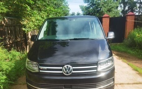 Volkswagen Multivan T6 рестайлинг, 2019 год, 5 200 000 рублей, 1 фотография