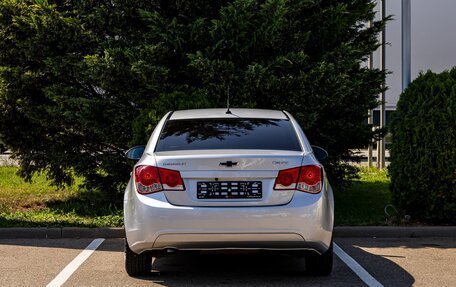 Chevrolet Cruze II, 2010 год, 695 000 рублей, 5 фотография