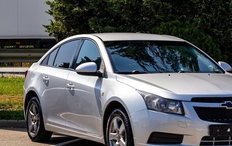 Chevrolet Cruze II, 2010 год, 695 000 рублей, 7 фотография