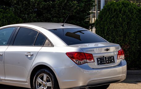 Chevrolet Cruze II, 2010 год, 695 000 рублей, 10 фотография