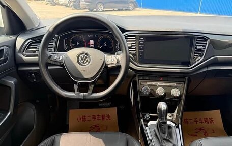 Volkswagen T-Roc I, 2022 год, 1 360 098 рублей, 9 фотография
