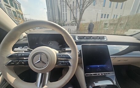 Mercedes-Benz S-Класс, 2024 год, 13 300 000 рублей, 5 фотография