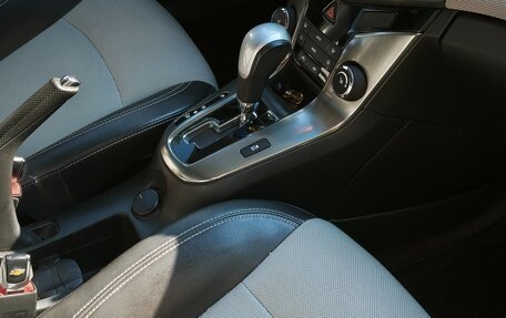 Chevrolet Cruze II, 2013 год, 825 000 рублей, 8 фотография