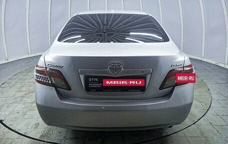 Toyota Camry, 2010 год, 895 000 рублей, 10 фотография
