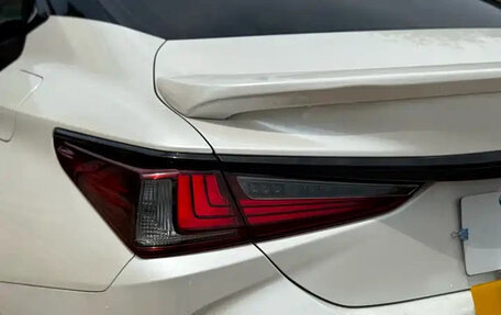 Lexus ES VII, 2023 год, 3 899 003 рублей, 6 фотография