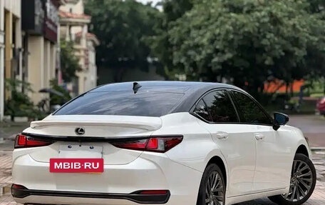 Lexus ES VII, 2023 год, 3 899 003 рублей, 8 фотография