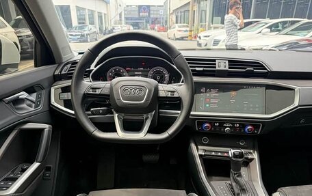 Audi Q3, 2022 год, 2 050 000 рублей, 9 фотография