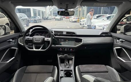 Audi Q3, 2022 год, 2 050 000 рублей, 11 фотография