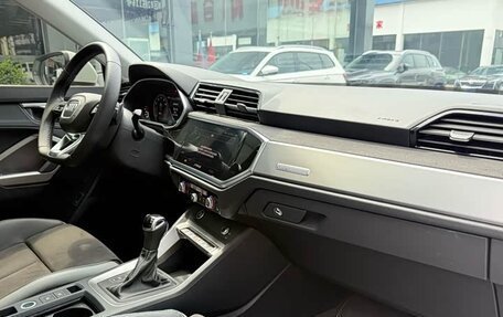 Audi Q3, 2022 год, 2 050 000 рублей, 12 фотография