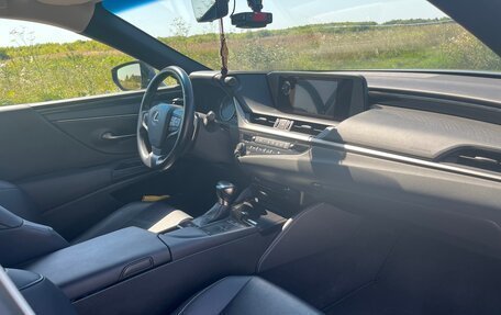 Lexus ES VII, 2020 год, 4 300 000 рублей, 6 фотография
